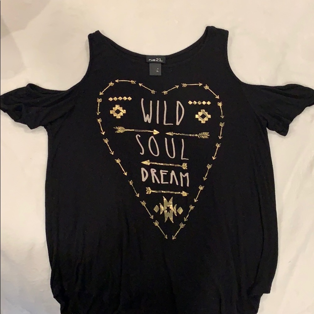 Off the shoulder sleeved shirt